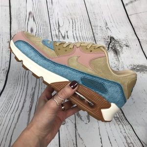 NEW Nike Air Max 90 LX